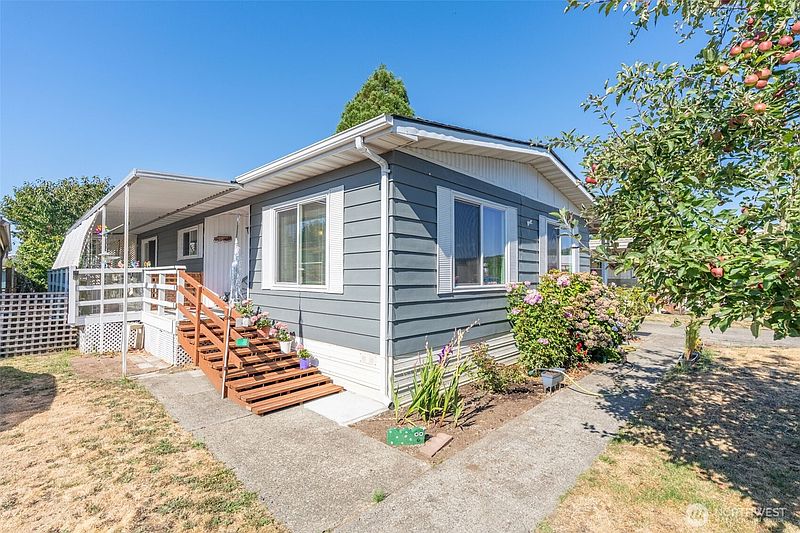 3rd image of 3516 Harrison Avenue #N