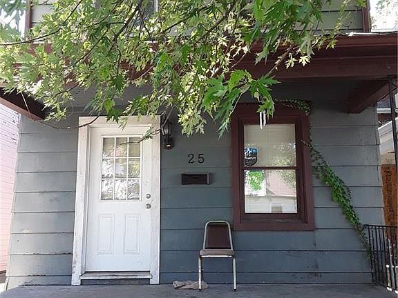 2nd image of 25 Bell St