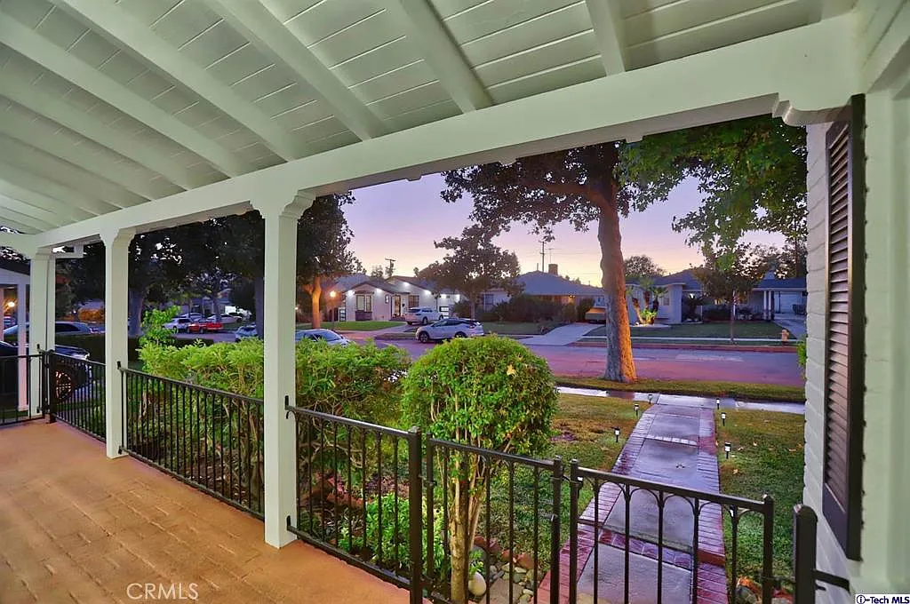 3 bed, 2.0 bath, 1757 sqft, $7,500 — Photo 4