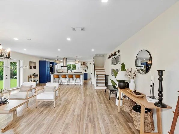 21970 SW 97th Ct, Cutler Bay, FL 33190