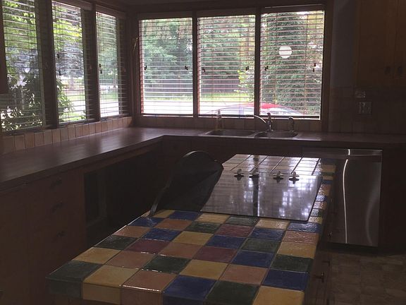 Wrap Around Windows in Kitchen