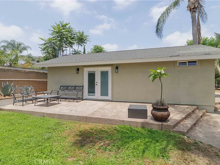 10249 Jurupa Rd — Photo 3