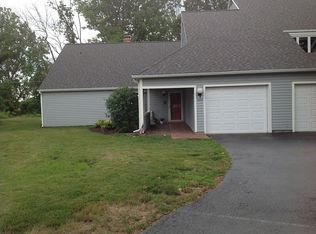 3096 E River Rd, Grand Island, NY 14072