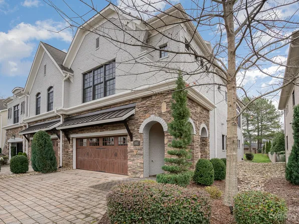 5002 Vernet Ln, Charlotte, NC 28210