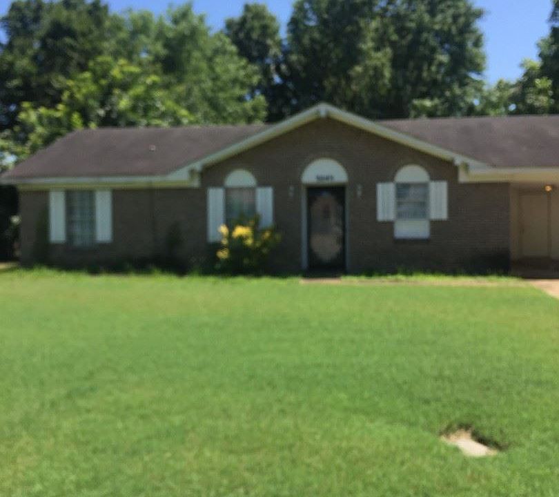 1st image of 3045 Fairmeadow Dr