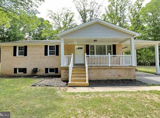 9315 Kris Dr, White Plains, MD 20695