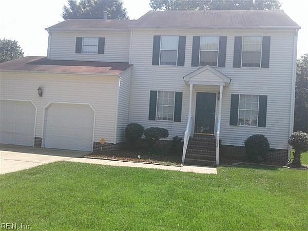 1st image of 305 Peach Tree Cres