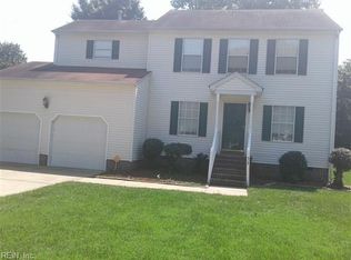 305 Peach Tree Cres, Newport News, VA 23602