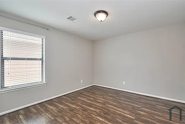 18210 Amalfi Coast Dr — Photo 27