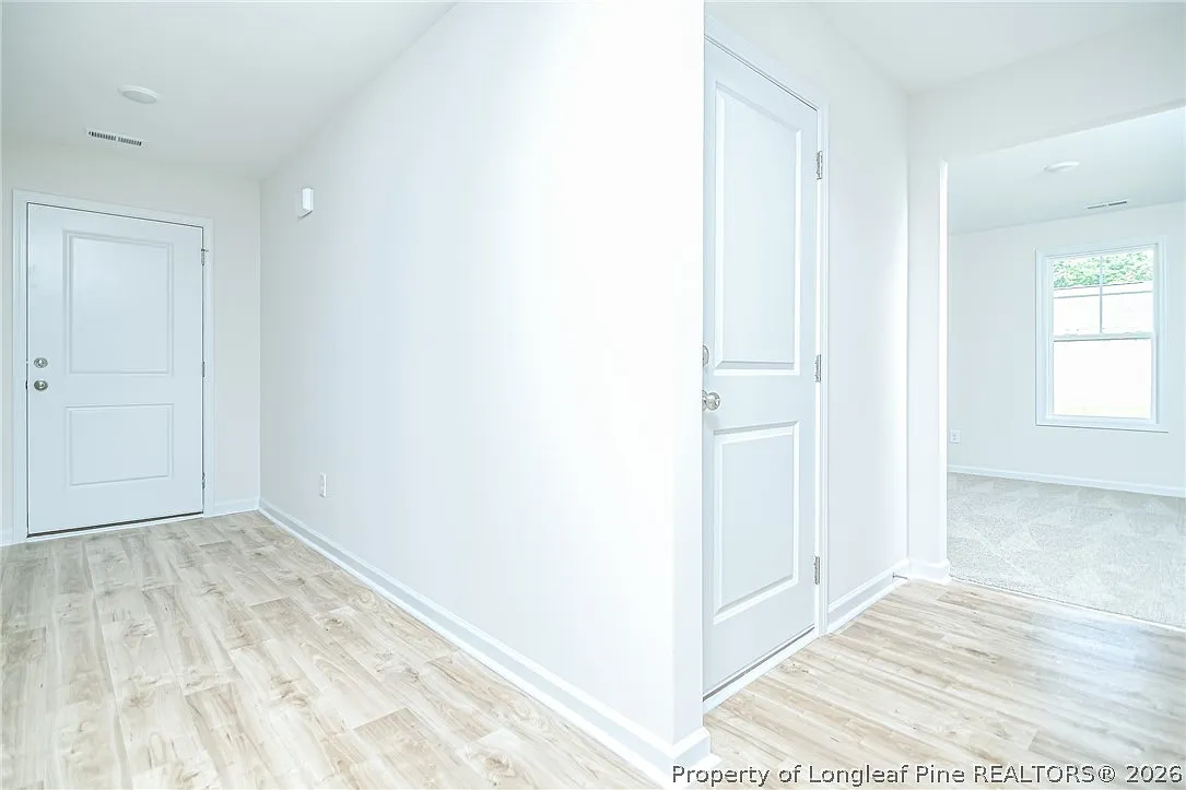 4 bed, 2.5 bath, 2530 sqft, $2,150 — Photo 4