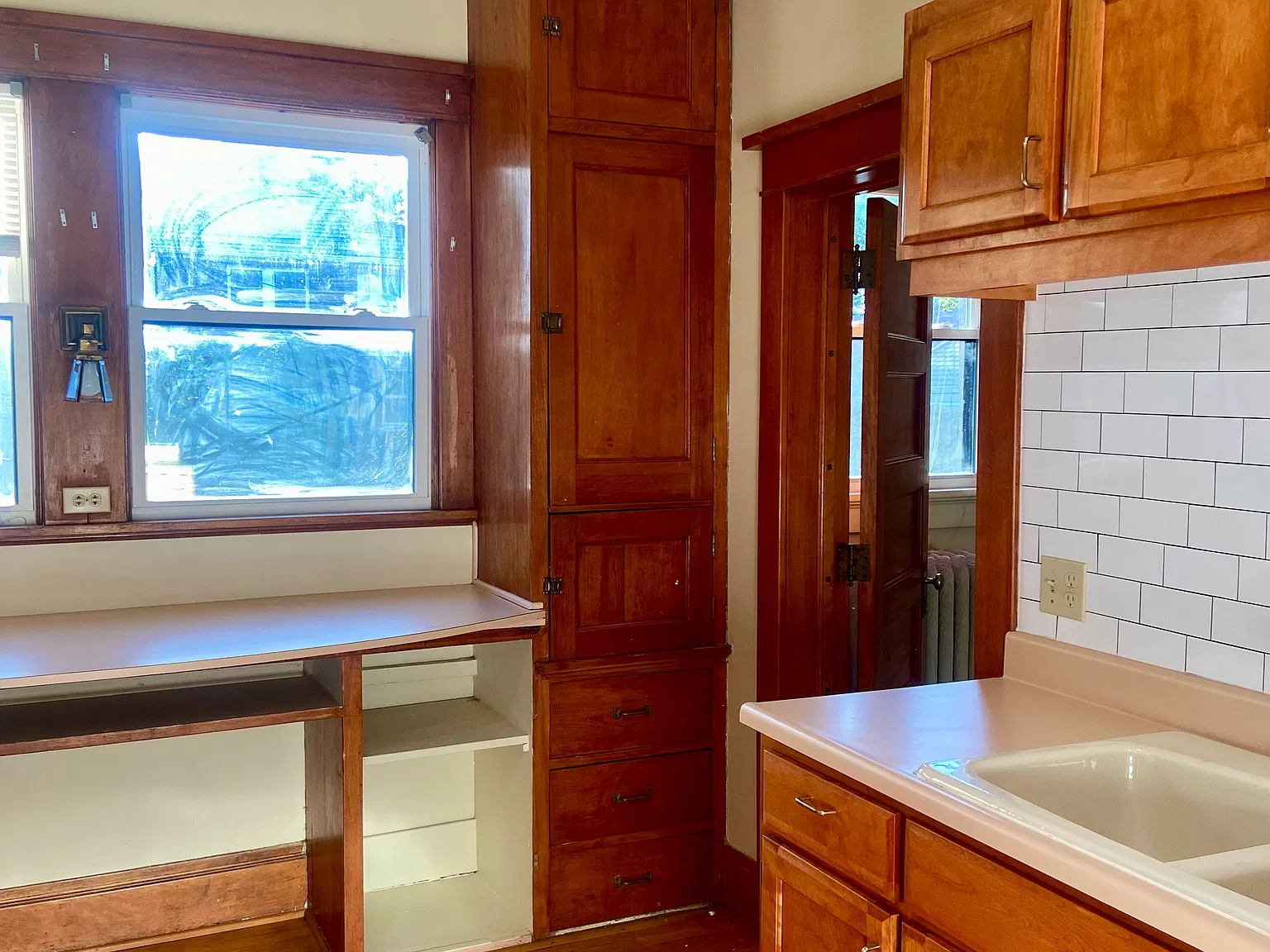 1 bed, 850 sqft, $1,340 — Photo 4