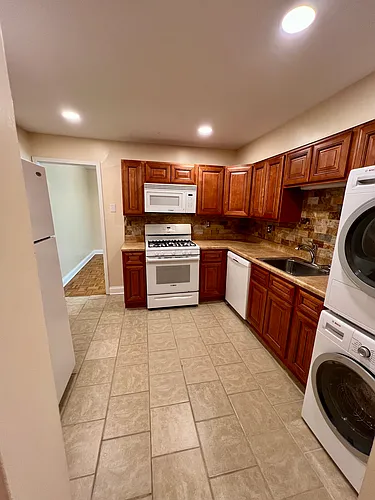 3636 Taliluna Ave Photo 1