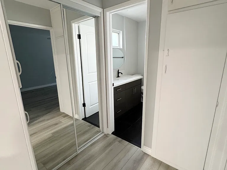 6911 Haskell Ave #108 — Photo 9