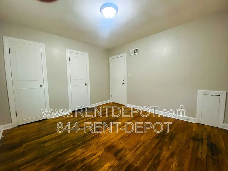 629 S Harlan Ave #C — Photo 7