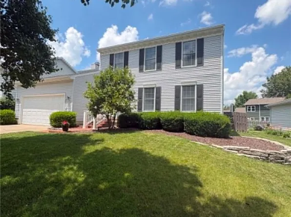 2266 S Franzy Dr, Decatur, IL 62521