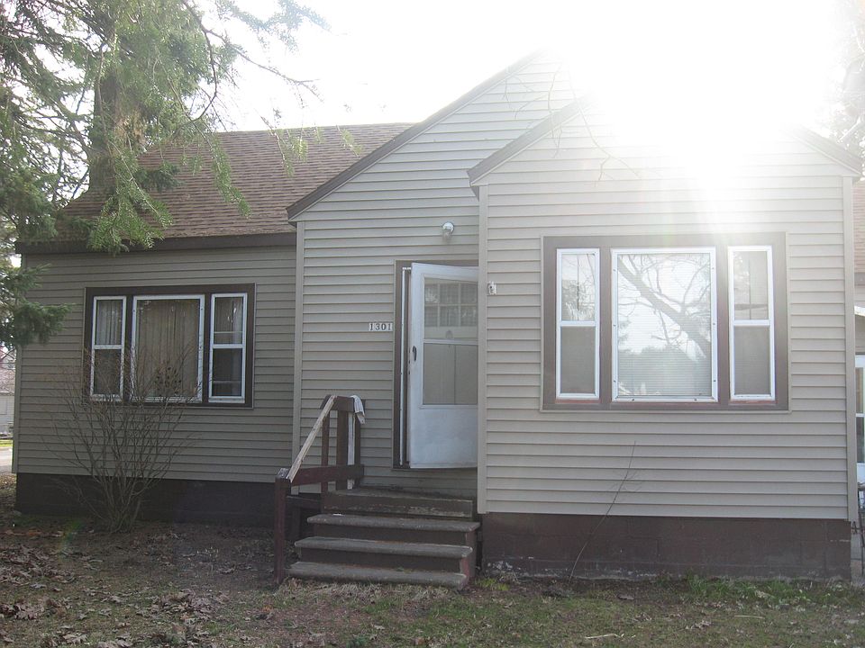 1st image of 1301 Augusta St