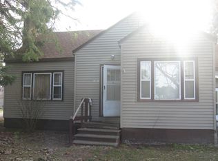 1301 Augusta St, Sault Sainte Marie, MI 49783