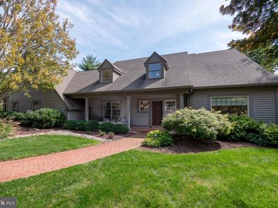 1821 Woods Hollow Ln, Allentown, PA, 18103