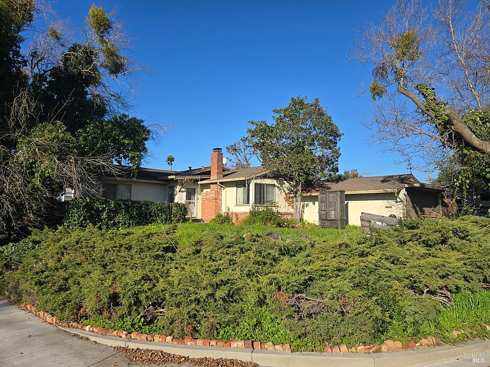 1st image of 5 Alta Loma Drive