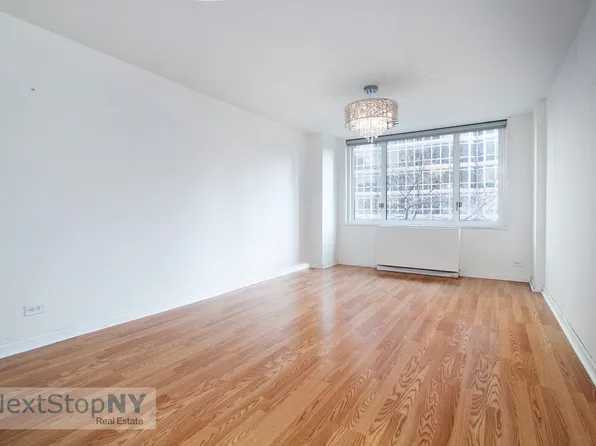 245 East 54th Street 3H image 1 of 9