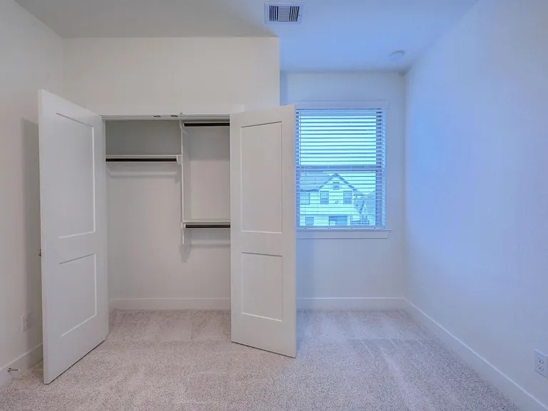 1535 Crystal Stream Dr — Photo 24