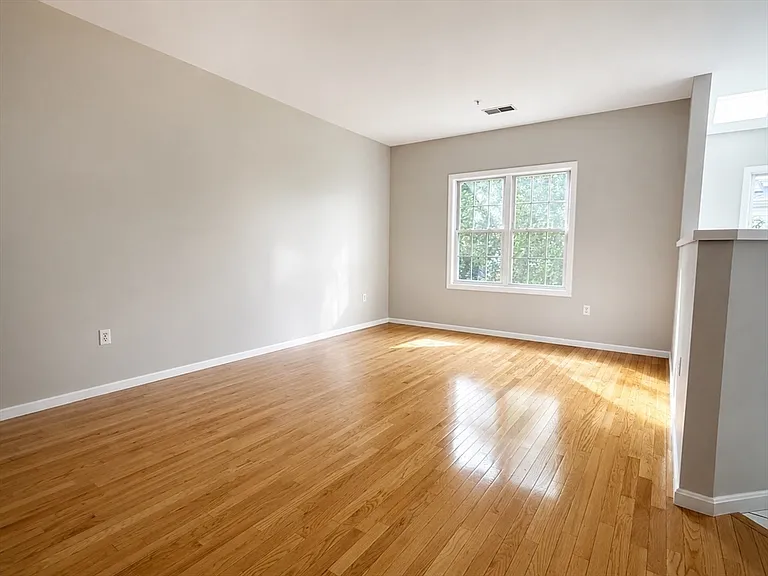 37 Village Dr #37 — Photo 13