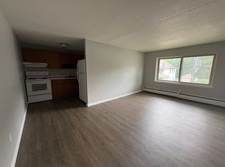 7111 E Main St #B6, Torrington, CT 06790