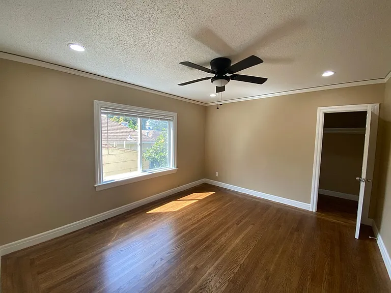 817 52nd Street — Photo 11