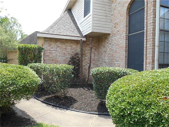 3rd image of 12110 Sturdivant St