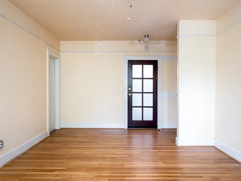 Mississippi Court | Studio