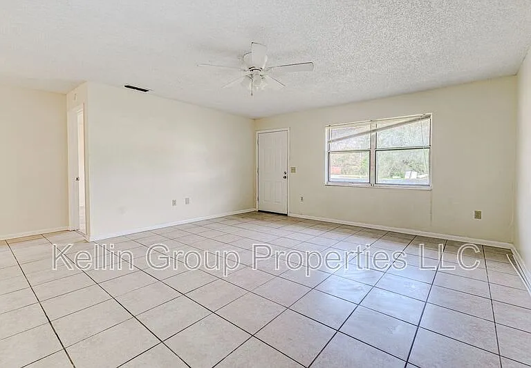 860 Fox Lake Dr — Photo 7