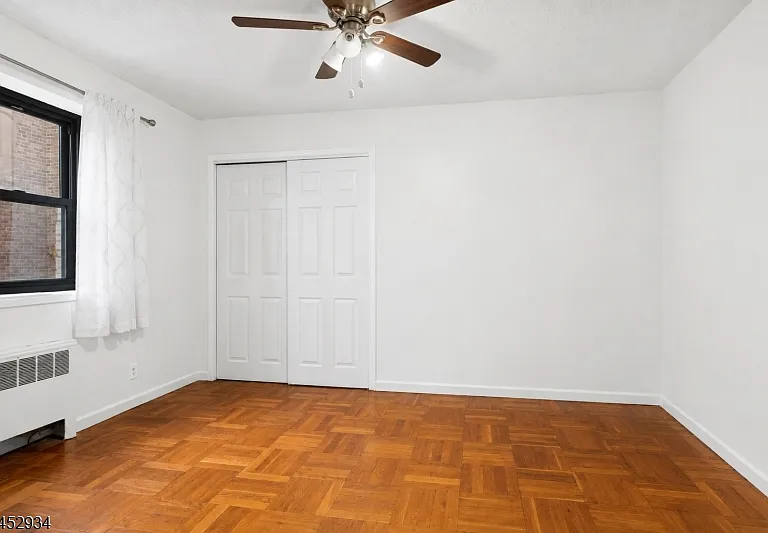 208 Anderson St — Photo 18