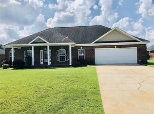 411 Hannah Rd, Daleville, AL 36322