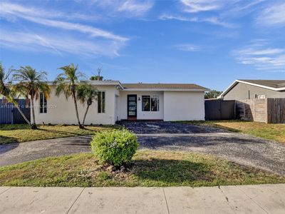 9431 Johnson St, Pembroke Pines, FL, 33024