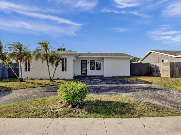 9431 Johnson St, Pembroke Pines, FL 33024