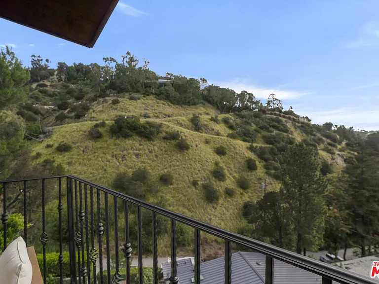 10160 Cielo Dr #1/2 — Photo 35