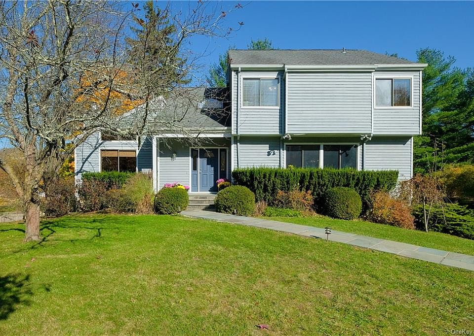 1st image of 1 Apple Hill Ln