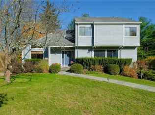 1 Apple Hill Ln, Chappaqua, NY 10514