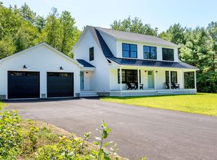 2 Ridge Rd, Raymond, ME 04071