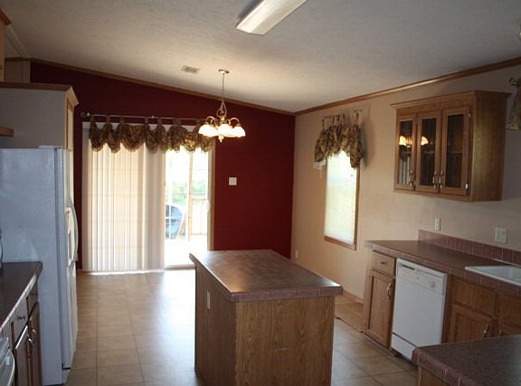 2nd image of 156 An County Road 2111