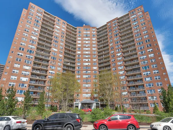 5700 Arlington Avenue image 14 of 14