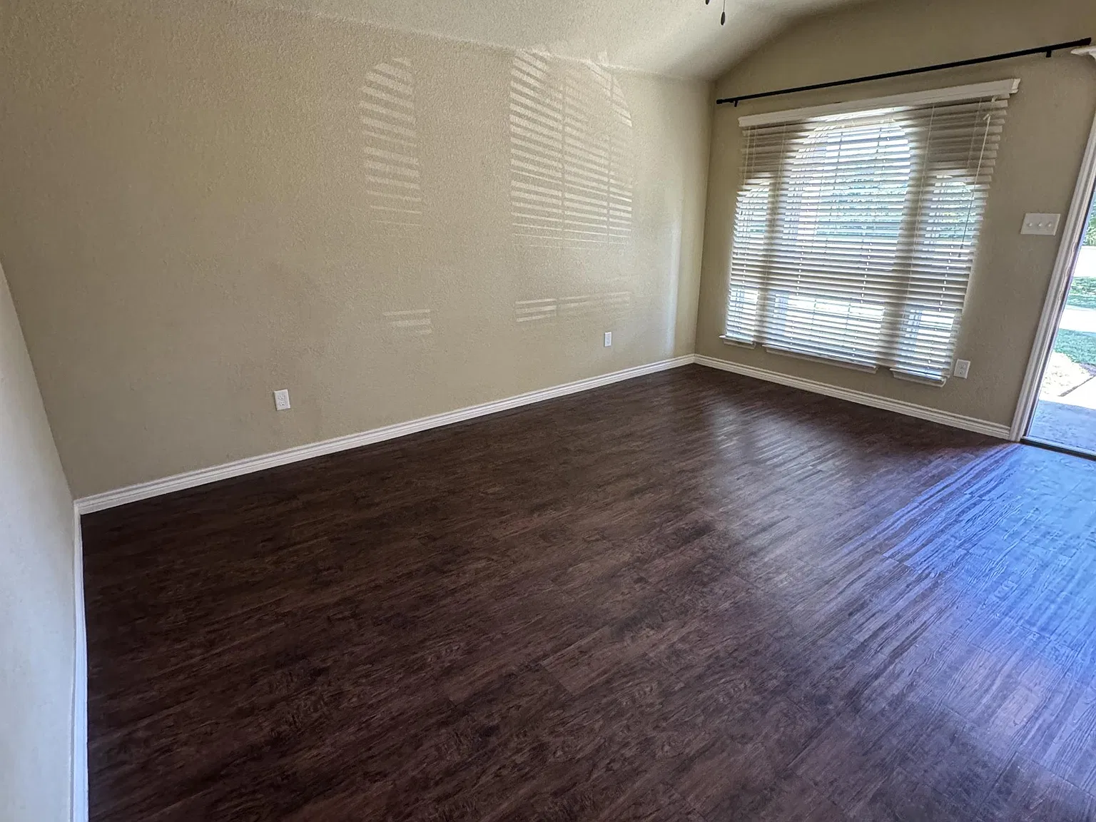 4408 Watercrest - B — Photo 3