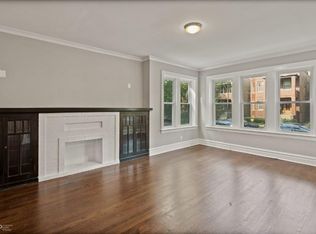 4235 N Leavitt St, Chicago, IL 60618