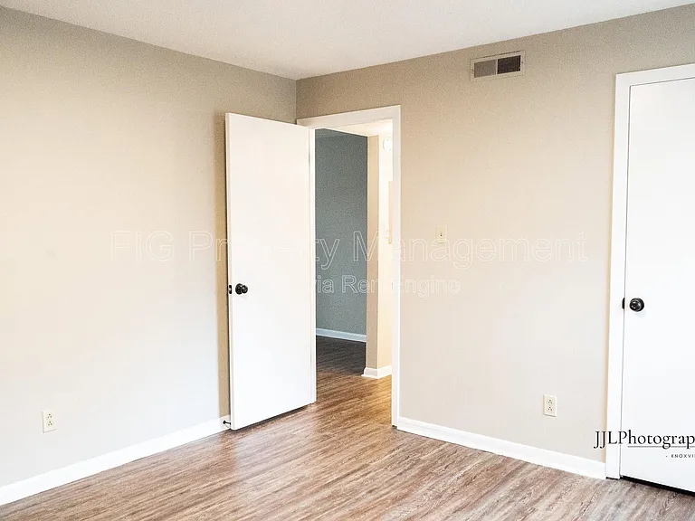 129 Hillcrest Dr #20 — Photo 6