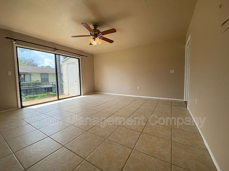 1st image of 6010 Village Cir