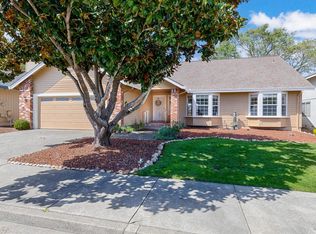 330 Singing Brook Cir, Santa Rosa, CA 95409