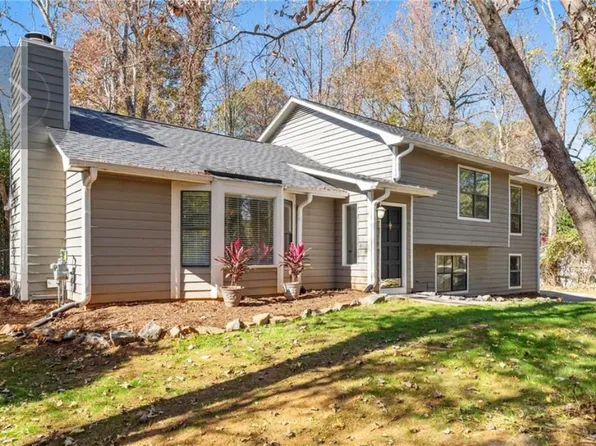 4709 Trickum Rd NE, Marietta, GA 30066