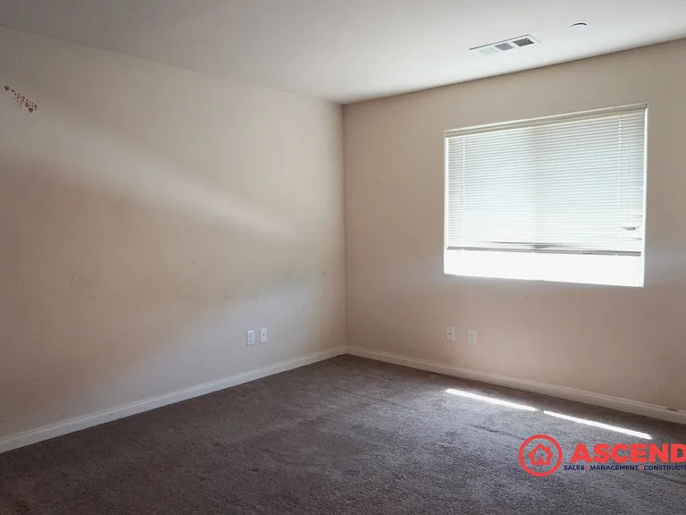 6907 Englefield Dr — Photo 5