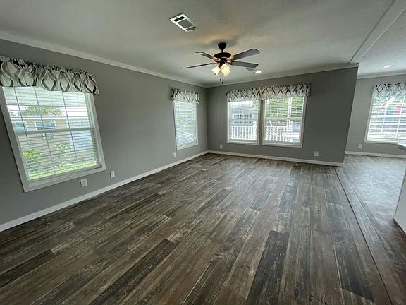 4th image of 457 Buffalo Way #457