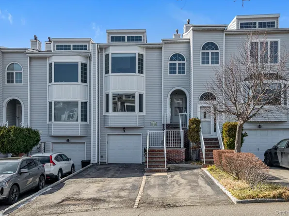 242-25A Oak Park Drive, Douglaston, NY 11362